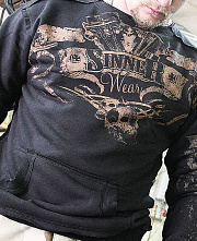 Mens Hoodie mit Totenköpfen