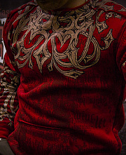 Männer Kapuzenpullover rot mit gotischen Ornament